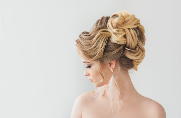 chignons hauts pour un mariage
